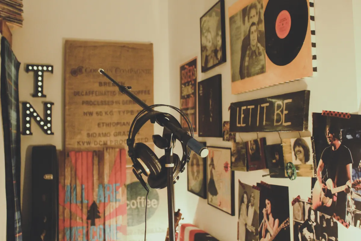 How Major Mixing and Mastering Can Help You Compete in the Music Industry_2